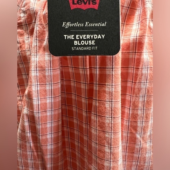 Levi's
Women's Lainey Printed Cotton
Button-Front Top Size S - Picture 4 of 11